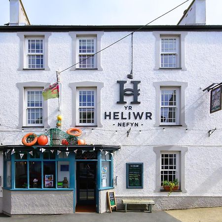 Hostel Tafarn Yr Heliwr Nefyn Zewnętrze zdjęcie